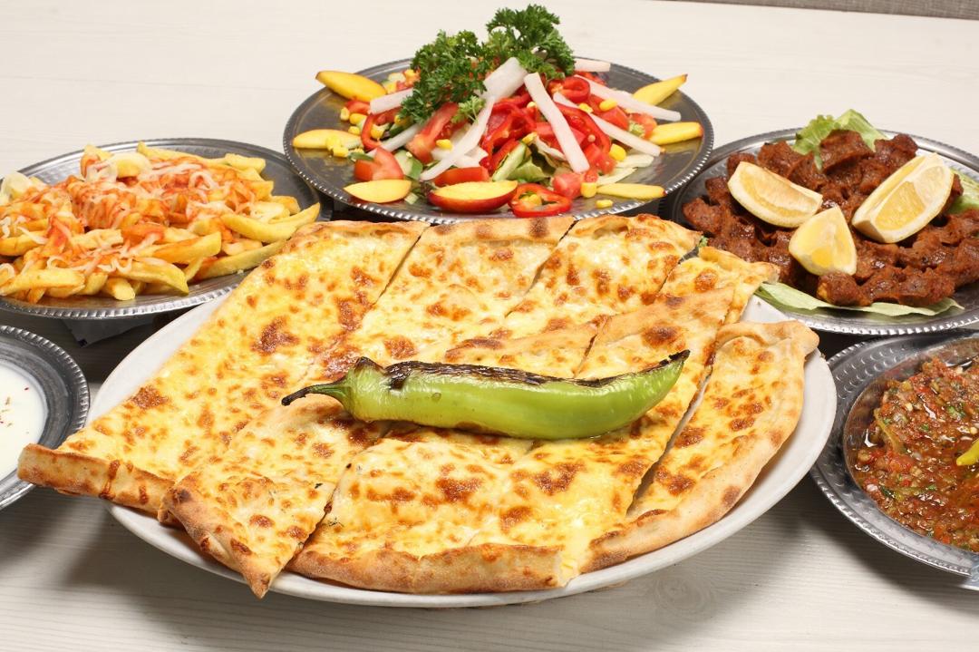 Kaşarlı Pide