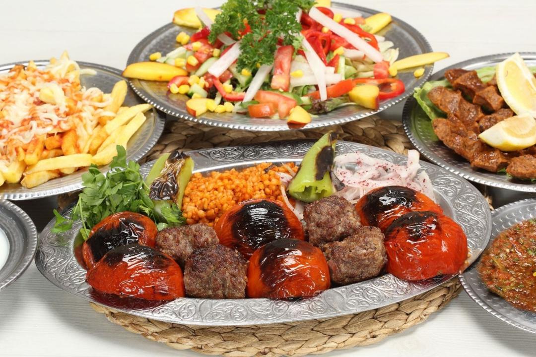 Domatesli Kebap
